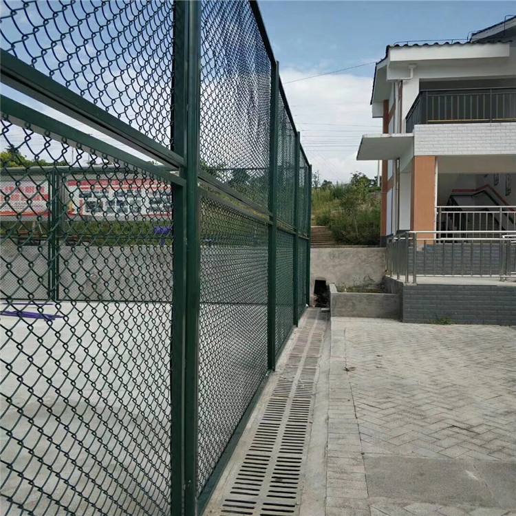 組裝分層式體育場圍網(wǎng)