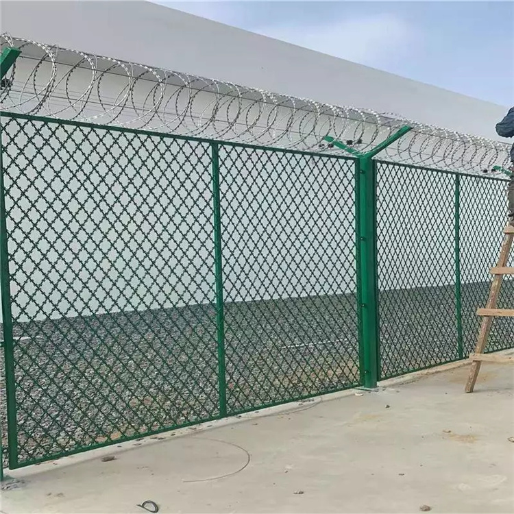 內(nèi)蒙古刀片刺網(wǎng)阻隔網(wǎng)